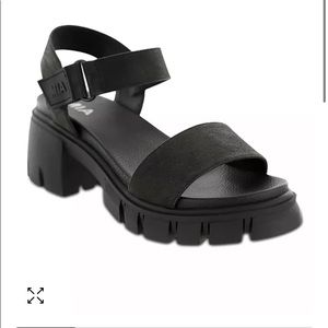 MIA Chunky Black Platform Sandal 7.5